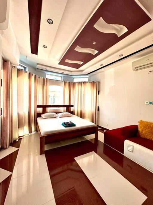 The O.c Luxury * Sansibar
